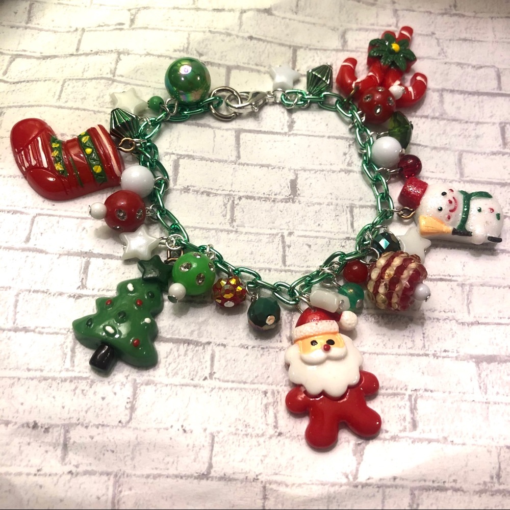 Presents Santa holiday charm snow tree bracelet